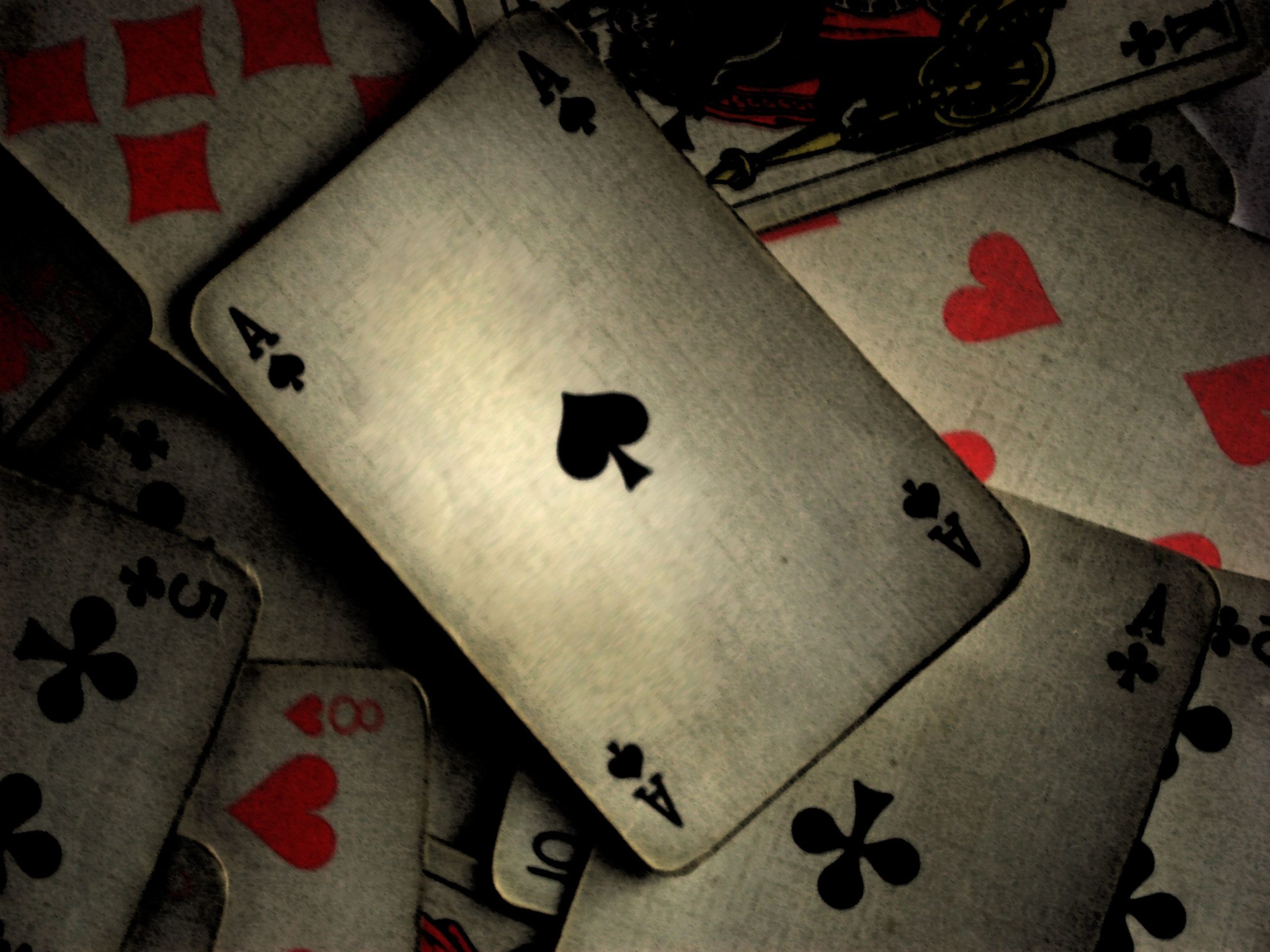 Royalcasino88 Online Poker: Your Road to Riches